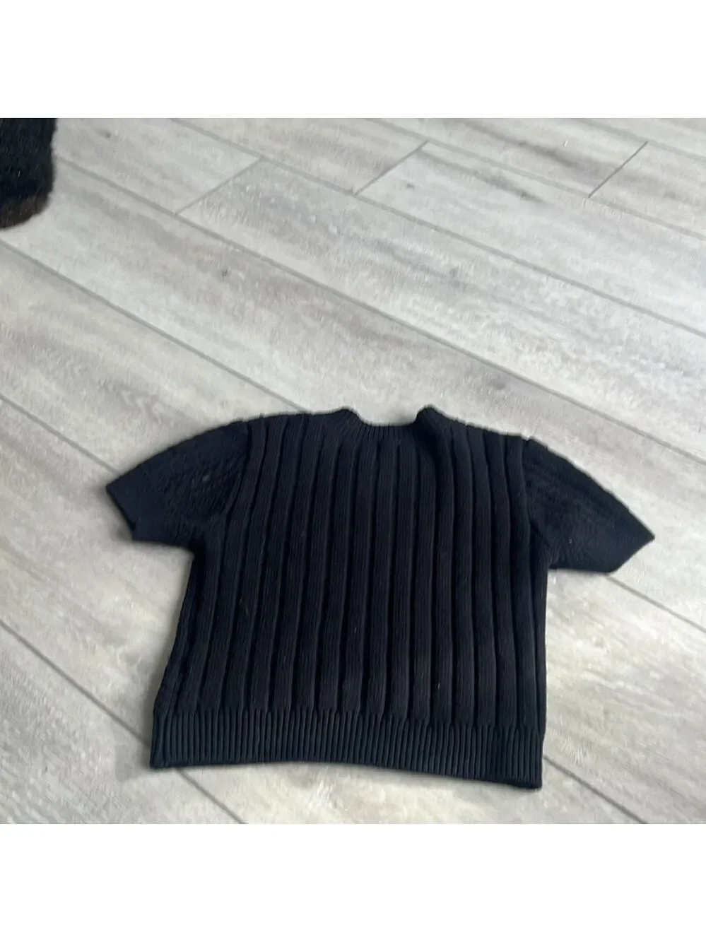 Free people black cropped cable knit short sleeve stretch sweater small